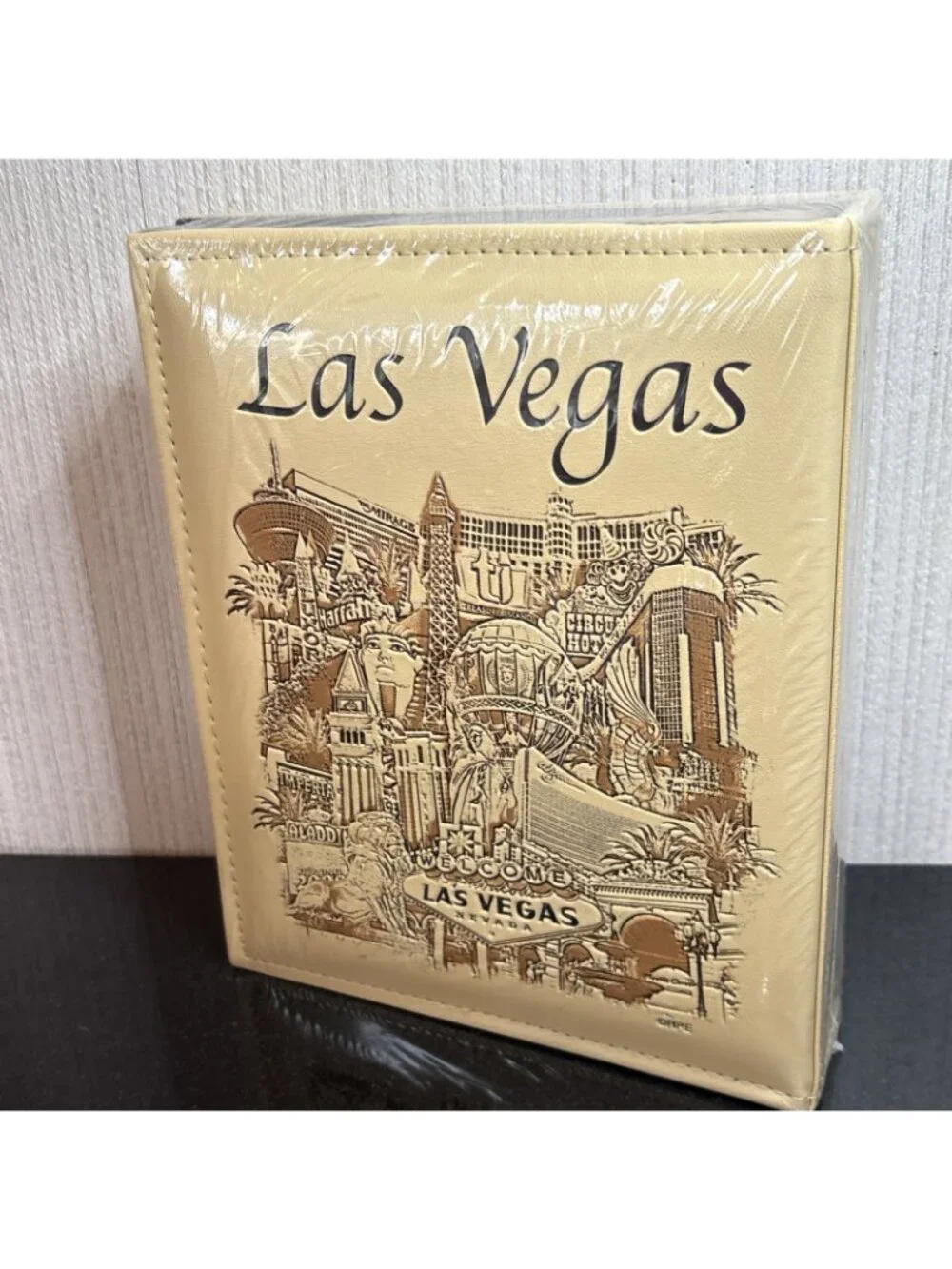 Las Vegas Vacation Photo Album Vintage Casinos Landmarks Faux Leather 4x6 Photos